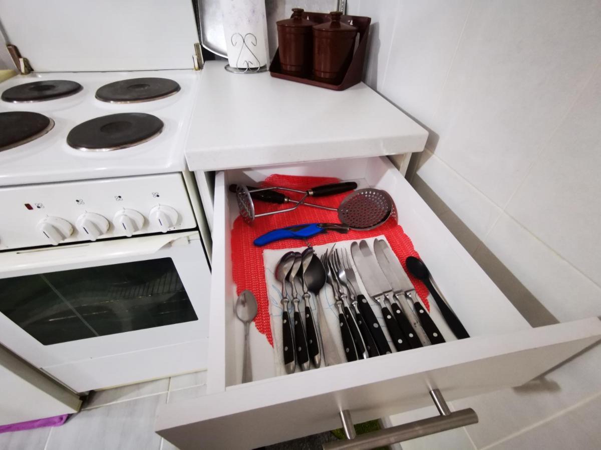 White Apartment Sarajevo - Free Parking Екстериор снимка