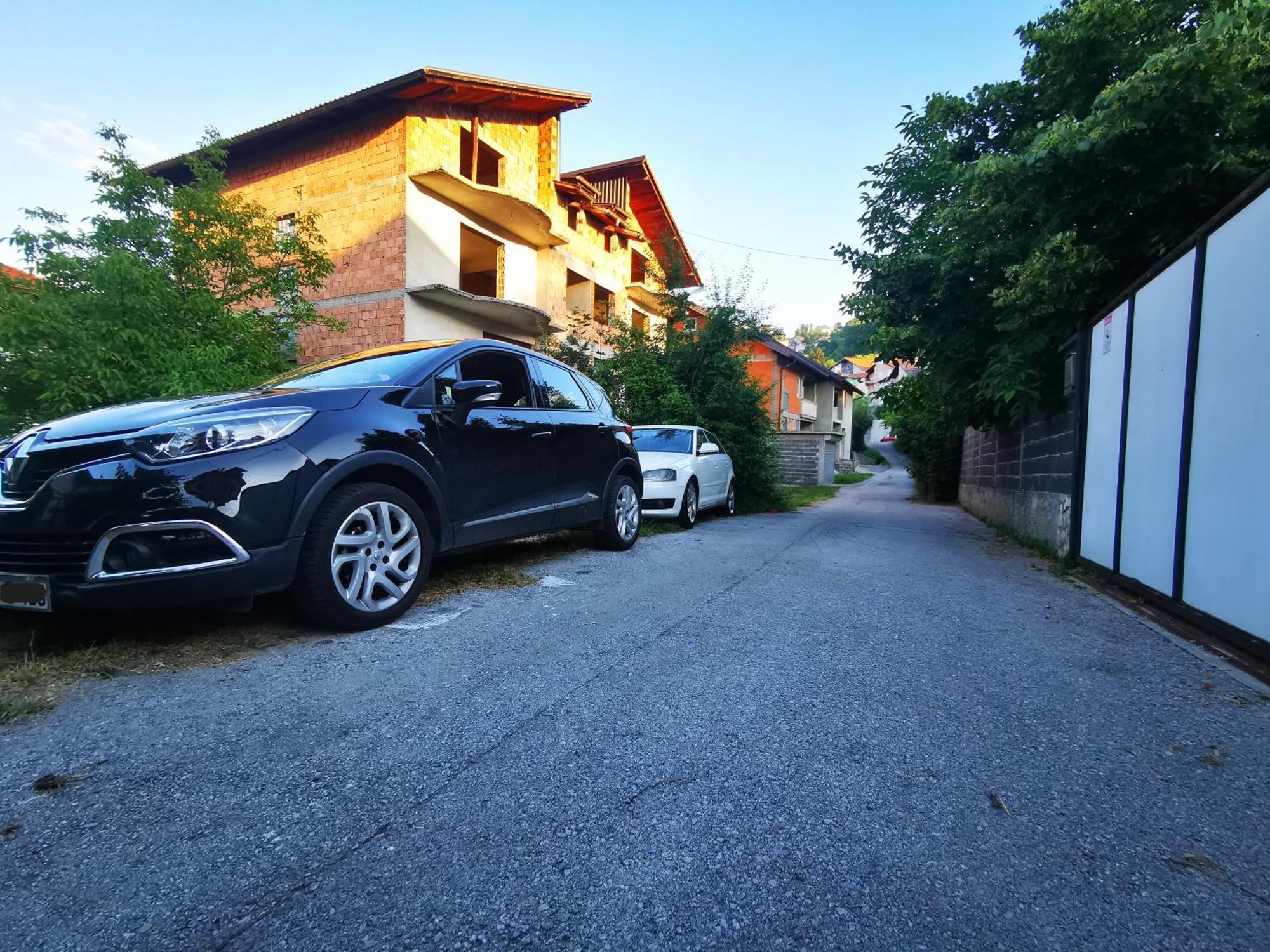 White Apartment Sarajevo - Free Parking Екстериор снимка